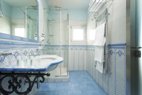Lloyd's Baia Hotel in Vietri sul Mare — foto 22