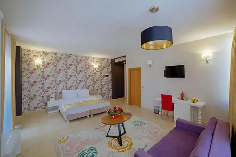 Sun Hotel in Durrës