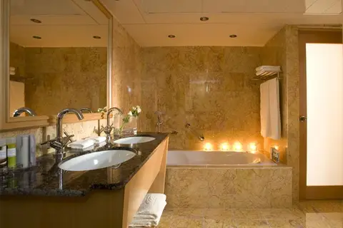 Constantinou Bros Asimina Suites Hotel in Geroskipou — foto 19
