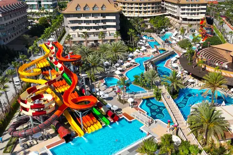 Royal Dragon Hotel in Manavgat