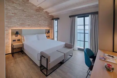 NH Collection Murano Villa in Venetië — foto 3
