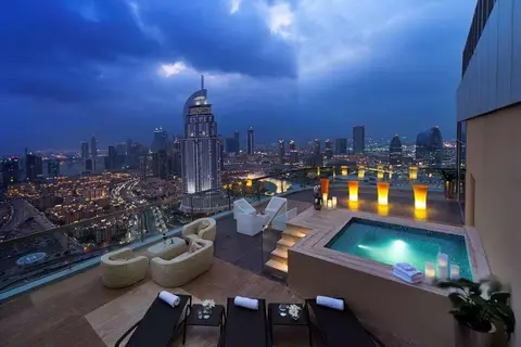 Damac Maison Dubai Mall Street in Dubai — foto 16