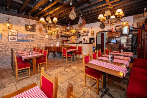 Heritage Hotel Tragos Trogir in Trogir — foto 17