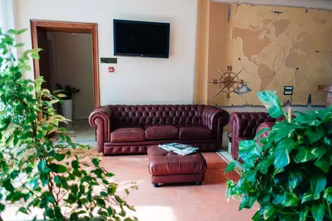 Sar Otel in Tirana, foto 11