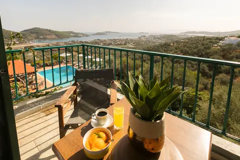 Vigles Sea View in Καλύβια — foto 10