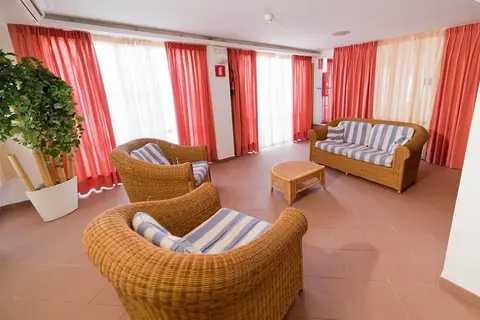 Tropicana Ibiza Suites in Sant Jordi de ses Salines — foto 30