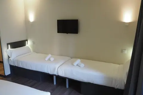 easyHotel Barcelona Fira in Barcelona — foto 4