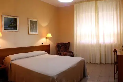 Hotel Plaza Taranto in Tarente — foto 12