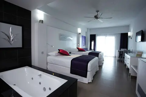Riu Palace Peninsula in Caminos — foto 5