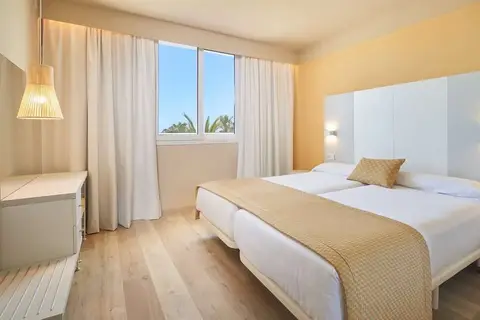Protur Vista Badía Aparthotel in Sant Llorenç des Cardassar, foto 4