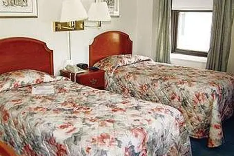 Hotel Wyndham The New Yorker in Buffalo — foto 11