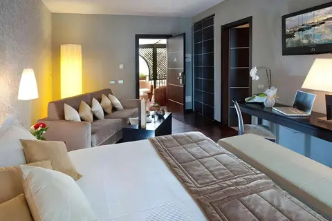 Hotel Fiume in Rome