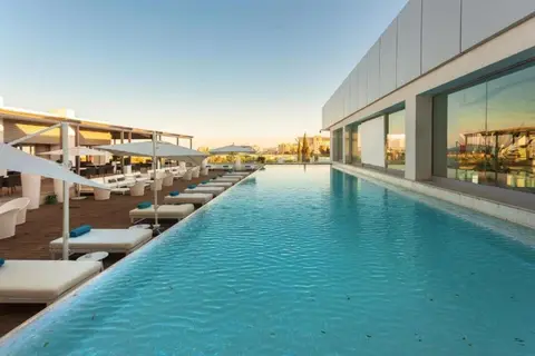 Radisson Blu Hotel & Convention Center, Tunis in Tunis