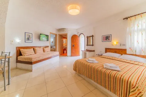 Fly & Go Kastro Studios & Apartments in Ierapetra Municipal Unit — foto 2