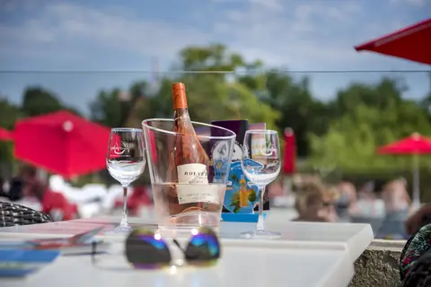 Flower Camping L Ile D Offard in Saumur — foto 10