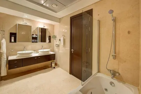 Copthorne Hotel Dubai in Dubai — foto 19