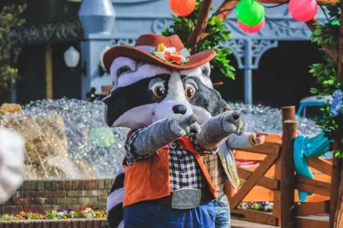 Attractie- en Vakantiepark Slagharen foto 26