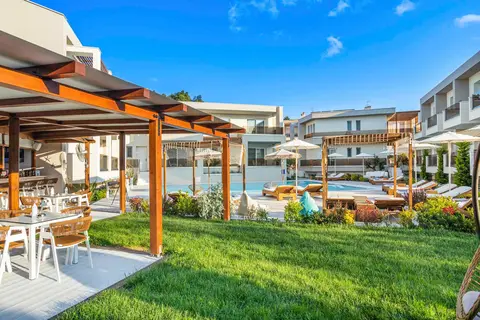 Mirablue Luxury Residences in Πευκοχώρι — foto 5