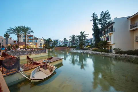 Hotel Gold River at PortAventura World in Lladurs — foto 21