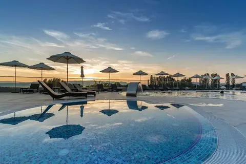 Laki Hotel & Spa in Коњско — foto 11