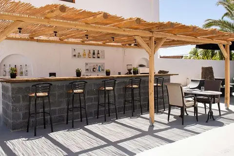 The Noverian Bios Santorini Vegan Boutique in Thira Municipal Unit, foto 9