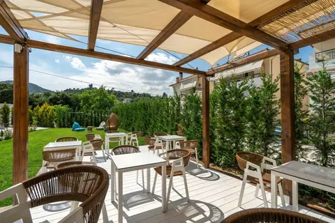 Mirablue Luxury Residences in Πευκοχώρι — foto 9
