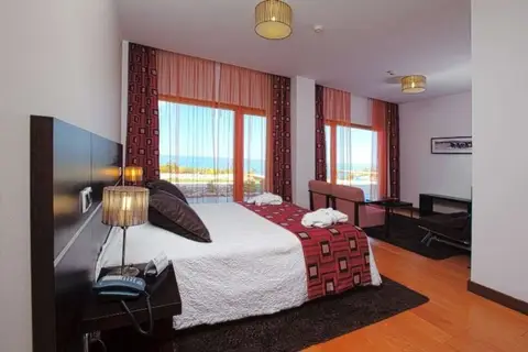 Hotel Miramar Sul in Nazaré — foto 20