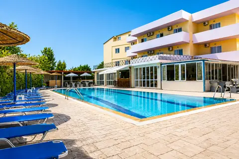 Sun & Sea studios & appartementen in Φαληράκι — foto 17
