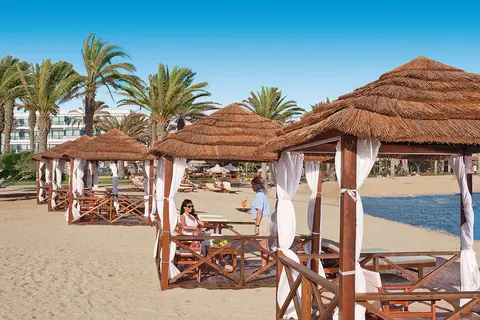 Constantinou Bros Asimina Suites Hotel in Geroskipou — foto 12