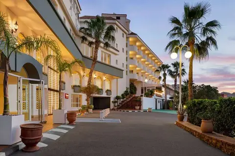 Ramada Resort by Wyndham Puerto de Mazarron in Mazarrón, foto 10