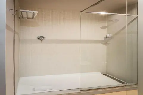Hotel Madanis in L'hospitalet De Llobregat — foto 7