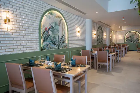 Hotel Sunrise Azalea Aqua Park Resort in الاحياء — foto 25