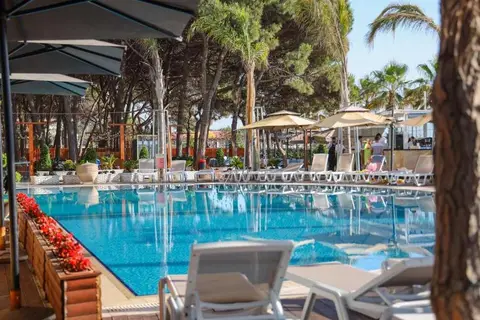 VM Resort & Spa in Golem — foto 15