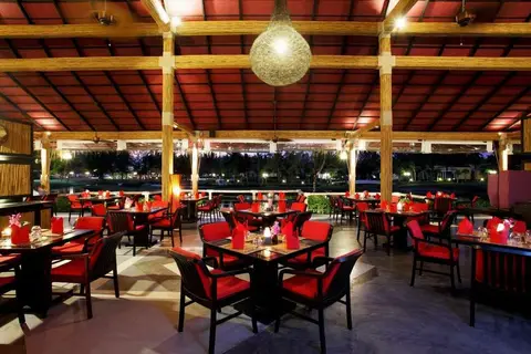 Splash Beach Resort in Thalang, foto 15