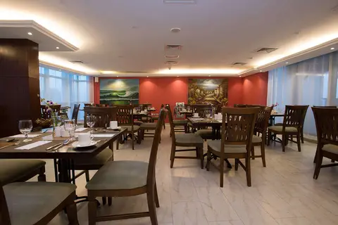 First Central Hotel Suites in Dubai — foto 18