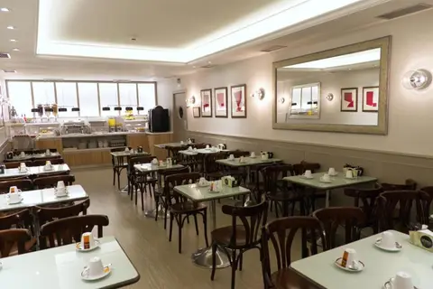 Hotel Los Condes in Madrid — foto 3