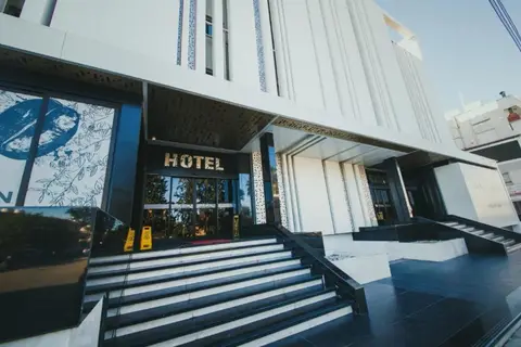 City Royal Hotel and Casino in Kuzey Lefkoşa — foto 2