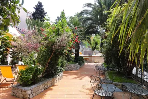 Appartementen Dei Fiori in Pietra Ligure, foto 12