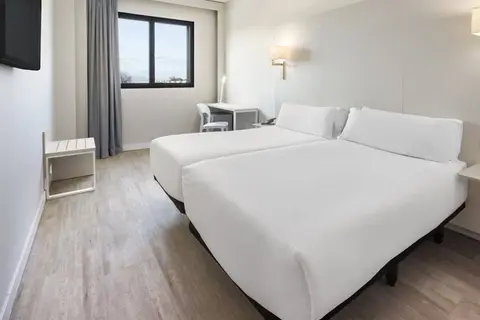 B&B HOTEL Granada Estación in Granada, foto 8