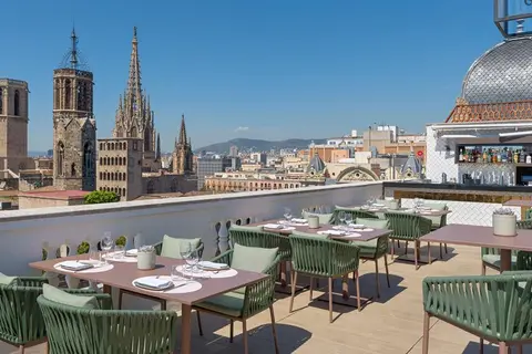 H10 Montcada in Barcelona — foto 2