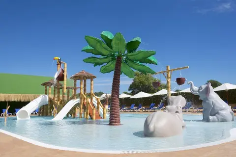 HSM Canarios Park in Cales de Mallorca — foto 15
