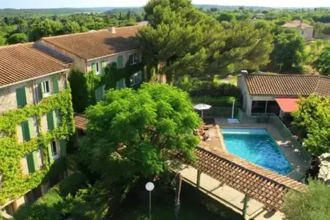 Busreis Uzès in de Provence foto 1