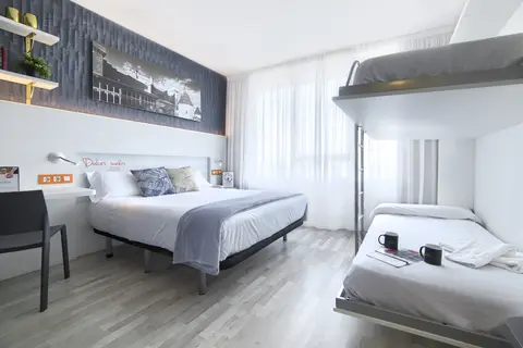 Hotel Luze El Villa in Castejón — foto 9