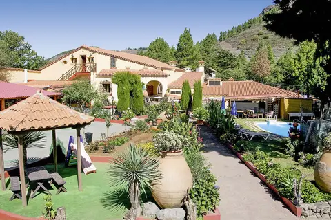 El Refugio in Vega de San Mateo
