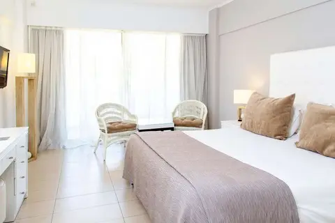 TUI Blue Atlantica Bay in Agios Tychonos — foto 5