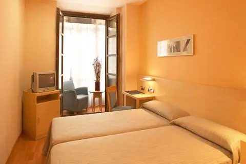 Hotel Marqués in Gijon — foto 23