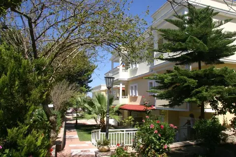 Naias Beach Hotel in Δημοτική Ενότητα Παλλήνης — foto 9