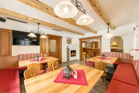 Hotel Lampenhäusl in Taxenbacher-Fusch — foto 12