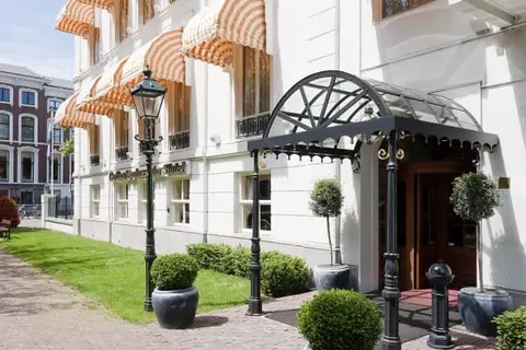 Carlton Ambassador Den Haag foto 1