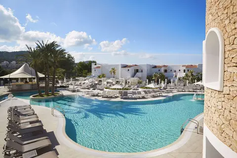 Insotel Tarida Beach Resort & Spa in Urbanització Cala Tarida — foto 16